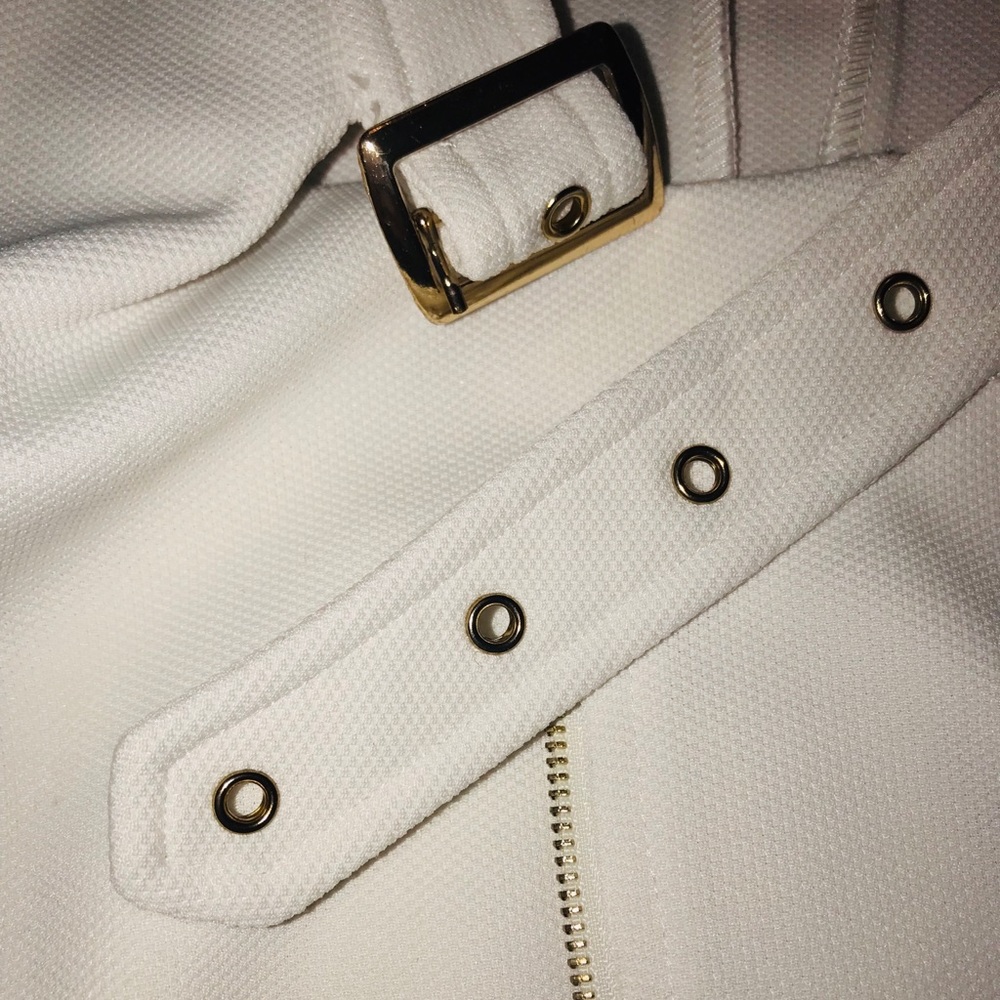 White Choker Jacket - Picture 4 of 5